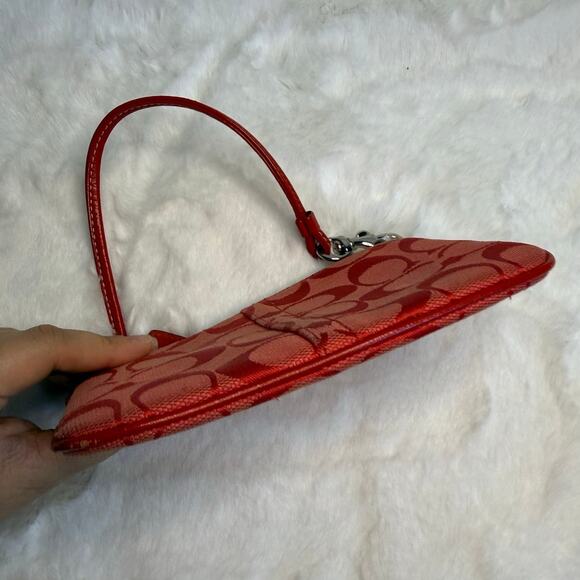 y2k COACH Red Signature Canvas Wristlet - Picture 3 of 4